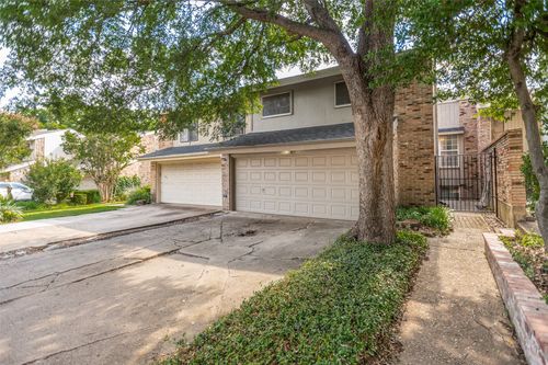 2979 Country Place Cir, Carrollton, TX, 75006-4782 | Card Image