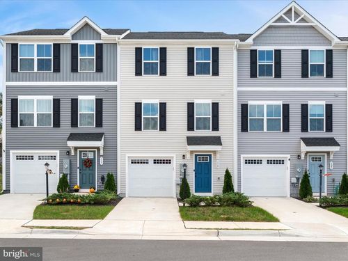 119 Kensington Cir, MIDDLETOWN, VA, 22645-9605 | Card Image