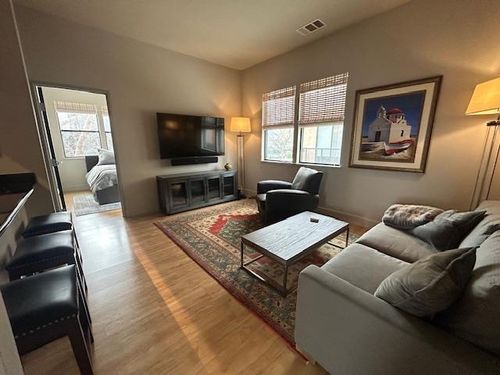 unit-207-2117 S St, Sacramento, CA, 95816-7163 | Card Image