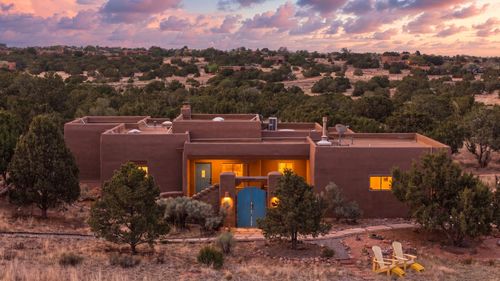 1 Frasco Pl, Santa Fe, NM, 87508-8281 | Card Image