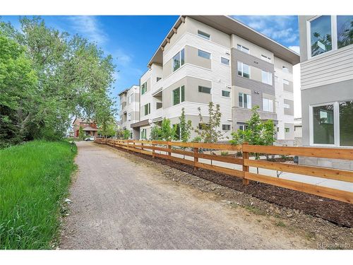 unit-103-1304 Snowberry Ln, Louisville, CO, 80027-2600 | Card Image