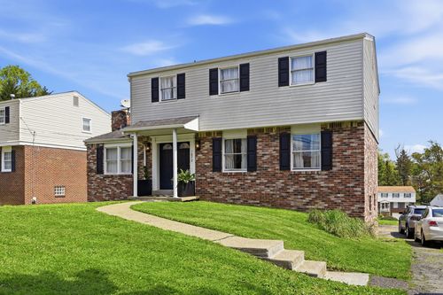 1872 Old Ramsey Rd, Monroeville, PA, 15146-4910 | Card Image