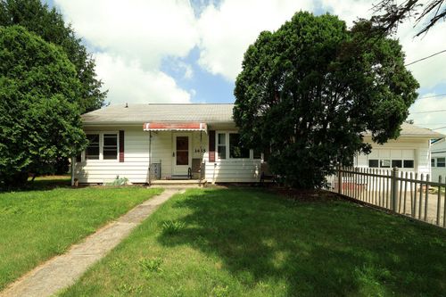 1455 Ash Ave, STATE COLLEGE, PA, 16801-2706 | Card Image