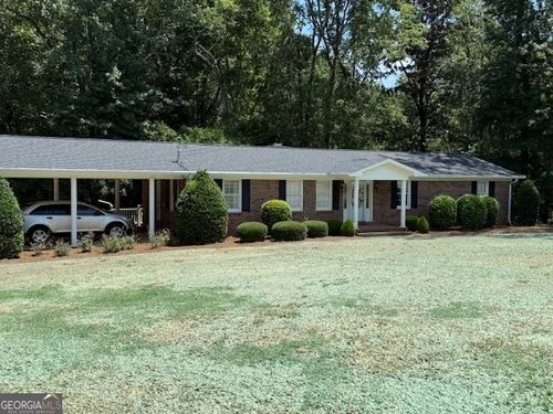 814 Evergreen Dr, Sandersville, GA, 31082-8408 | Card Image