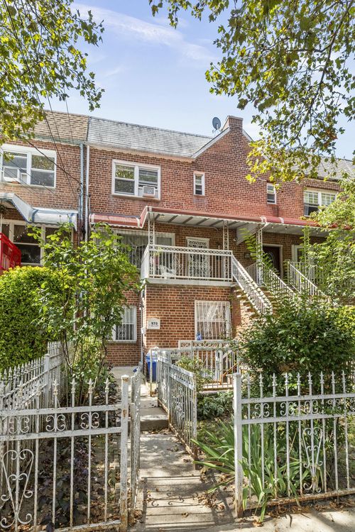 970 E 103rd St, Brooklyn, NY, 11236-2814 | Card Image