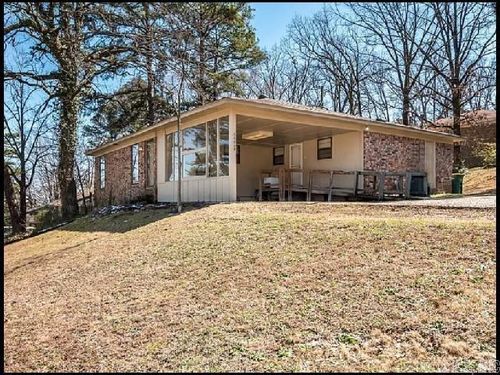11015 Beverly Hills Dr, Little Rock, AR, 72211-2812 | Card Image