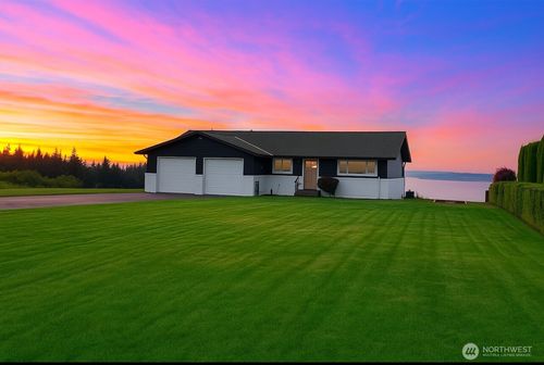 931 Karen Ann Dr, Camano Island, WA, 98282-8615 | Card Image