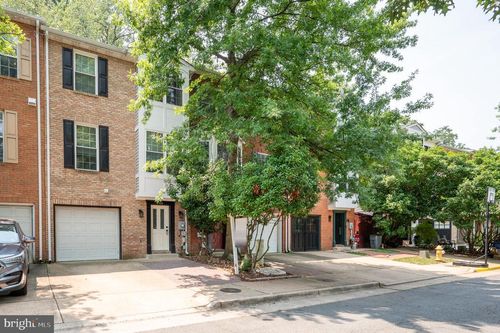 122 Sanborn Pl, Alexandria, VA, 22305-2672 | Card Image