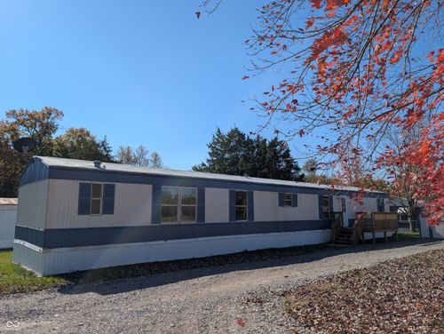 3517 Country Manor St, North Vernon, IN, 47265-8969 | Card Image