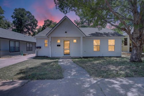 3721 El Campo Ave, Fort Worth, TX, 76107-4547 | Card Image