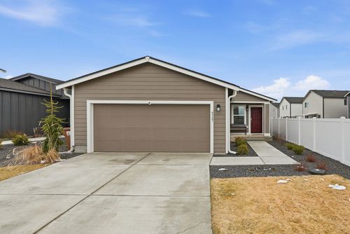 4527 W Connaught Ave, Spokane, WA, 99208-1705 | Card Image