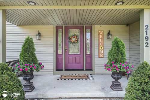 2192 Valley Vista Dr, Davison, MI, 48423-8317 | Card Image