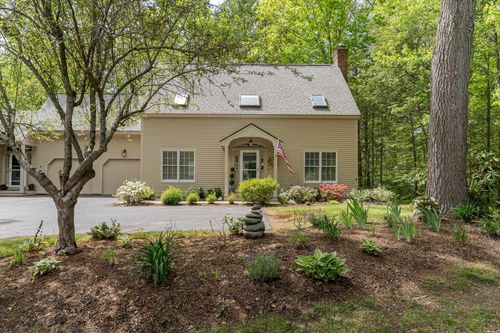 59 Stratham Green Road, Stratham, NH, 03885 | Card Image