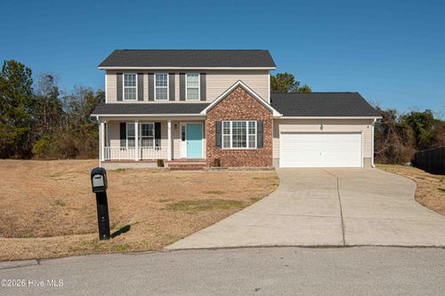 111 Indigo Dr, Maysville, NC, 28555-9162 | Card Image