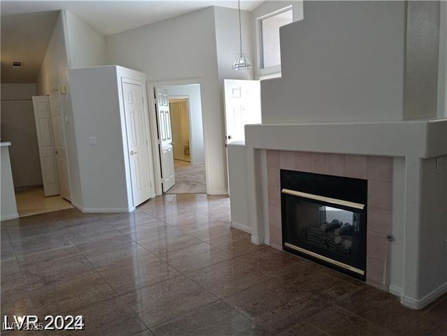 UNIT-103 - 3401 Conan St, Townhouse with 2 bedrooms, 2 bathrooms and null parking in Las Vegas NV | Image 5