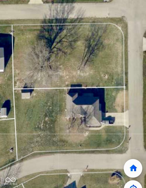 3392 Burns Blvd, Martinsville, IN, 46151-6932 | Card Image