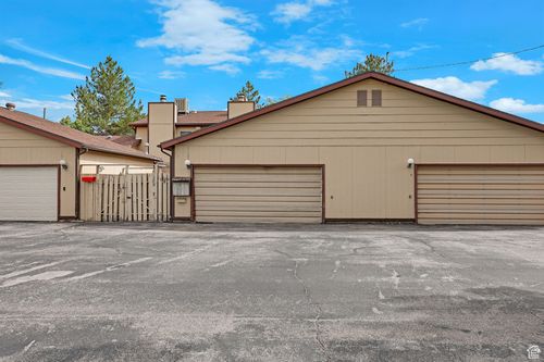 597 Brookshire Dr, Ogden, UT, 84405-2617 | Card Image