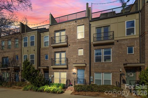 3822 Sky Haven Dr, Charlotte, NC, 28209-1967 | Card Image