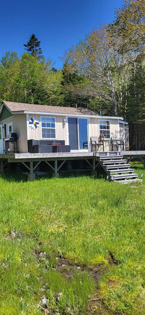 252 Brushes Lane, Richmond, NS, B5A5S4 | Card Image