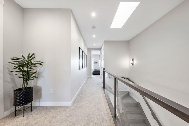 2523 21 St Sw, Home with 4 bedrooms, 3 bathrooms and 2 parking in Calgary AB | Image 21