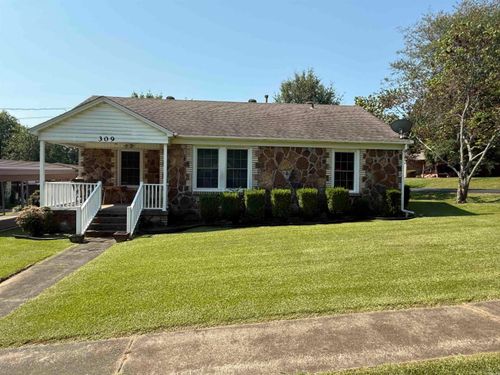 309 W Cleveland St, Bald Knob, AR, 72010-3143 | Card Image