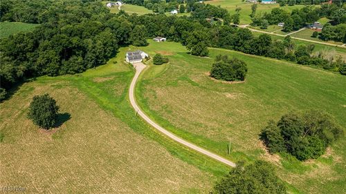 10784 Fisher Rd Nw, Bolivar, OH, 44612-8495 | Card Image