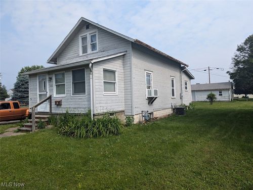 143 2nd St Se, Strasburg, OH, 44680-1173 | Card Image