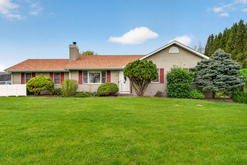 250 36th Avenue N, Clinton, IA, 52732 | Card Image