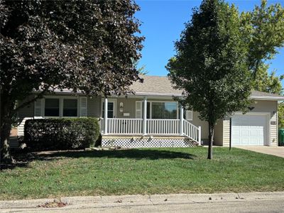 1001 N Maple Street, Home with 4 bedrooms, 2 bathrooms and null parking in Creston IA | Image 1