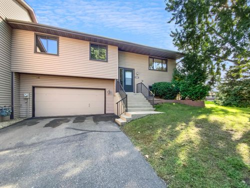 5167 148th St W, Apple Valley, MN, 55124-6656 | Card Image