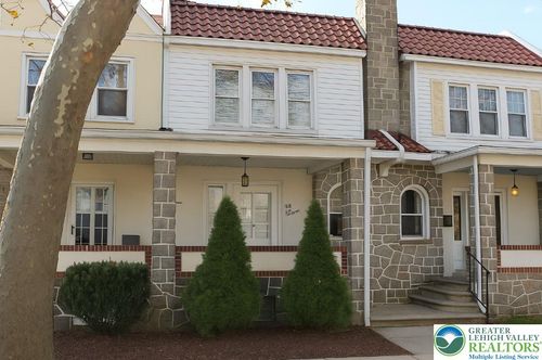 518 N Saint George St, Allentown, PA, 18104-5033 | Card Image