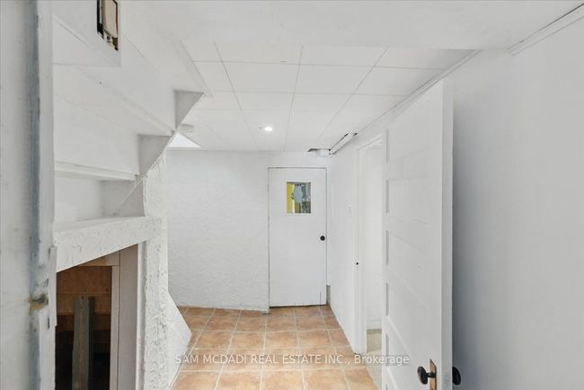 62 Maple Ave S, House other with 3 bedrooms, 3 bathrooms and 3 parking in Mississauga ON | Image 27
