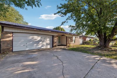 425 W 149th Street S, House other with 3 bedrooms, 1 bathrooms and null parking in Glenpool OK | Image 2