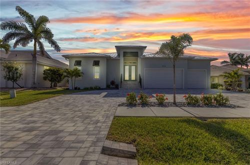3712 Carmichael Dr, PUNTA GORDA, FL, 33950-8154 | Card Image
