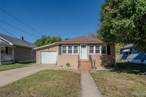 2833 Palmer Avenue, Granite City, IL, 62040 | Card Image