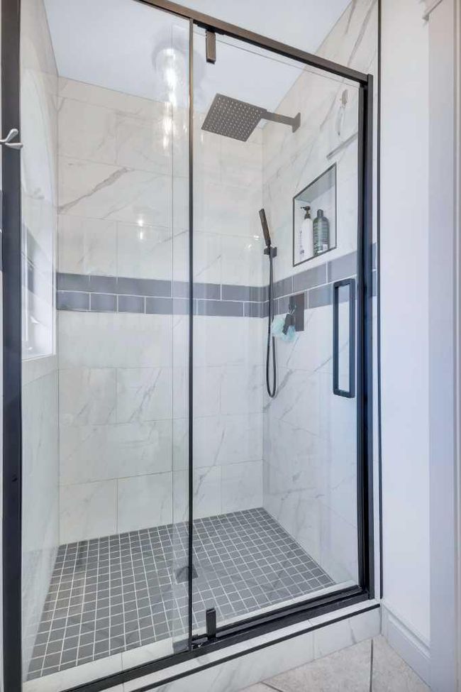 18 Laurel Rd, House detached with 4 bedrooms, 3 bathrooms and 6 parking in Sylvan Lake AB | Image 13