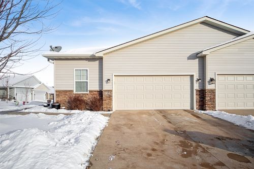 1459 Indigo Dr Se, Altoona, IA, 50009-2218 | Card Image