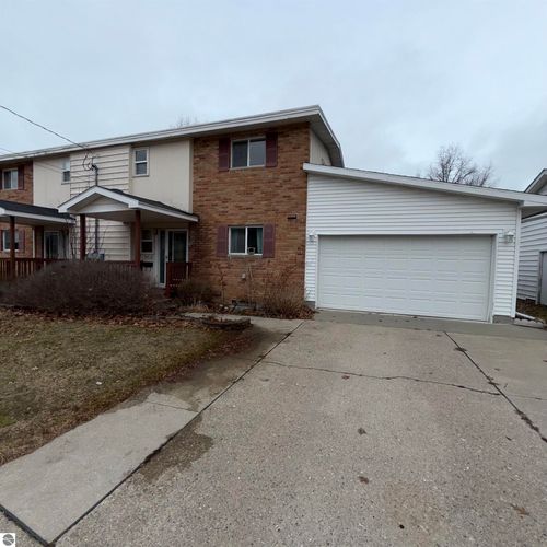 9403 B 6th St, Oscoda, MI, 48750-1921 | Card Image