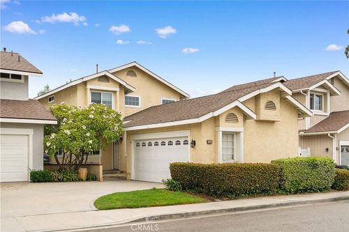 15 Southampton, Irvine, CA, 92620-3218 | Card Image