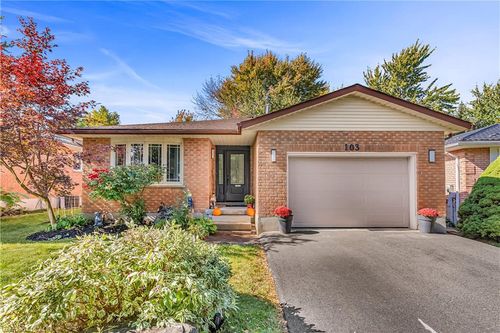 103 Westview Cres, Kitchener, ON, N2N2X8 | Card Image
