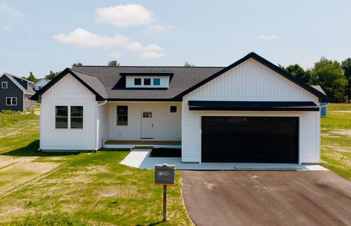 11507 S Sunset Dr, Empire, MI, 49630-5000 | Card Image