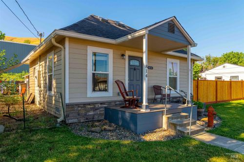 814 2nd St, Asotin, WA, 99402-9542 | Card Image