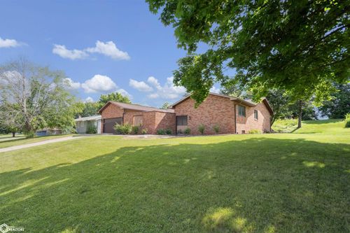 524 Harrison Street, Victor, IA, 52347 | Card Image