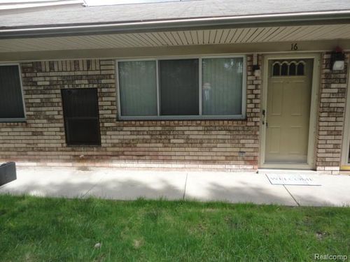 unit-16-16034 Holz Dr, Southgate, MI, 48195-6856 | Card Image