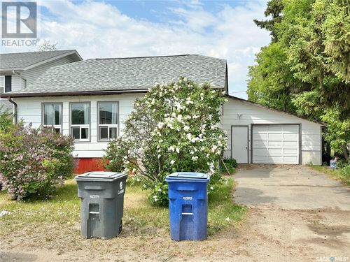 128 First St W, Spiritwood, SK, S0J2M0 | Card Image