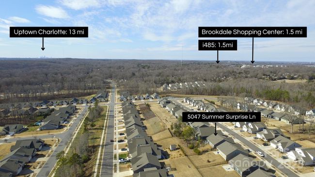 Conveniently located to shopping restaurants and I485 | Image 24