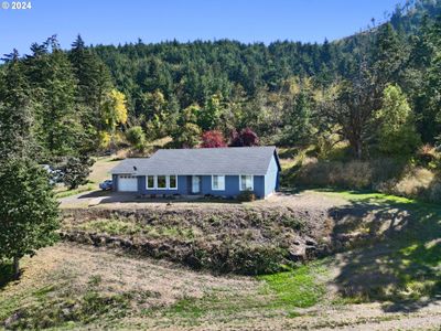 82728 Bradford Rd, House other with 3 bedrooms, 2 bathrooms and 2 parking in Creswell OR | Image 1