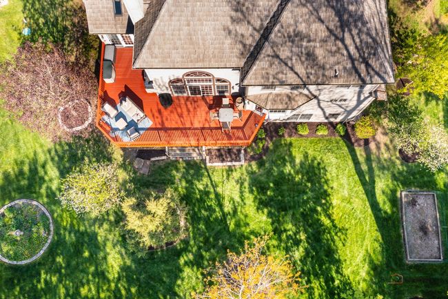 17 Arrowwood Dr, House other with 5 bedrooms, 5 bathrooms and 3 parking in Hawthorn Woods IL | Image 45