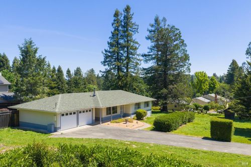 6830 Giusti Rd, Forestville, CA, 95436-9668 | Card Image