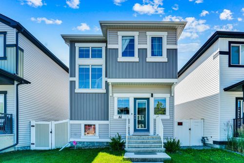 47 Lake St, Red Deer County, AB, T4E3C9 | Card Image